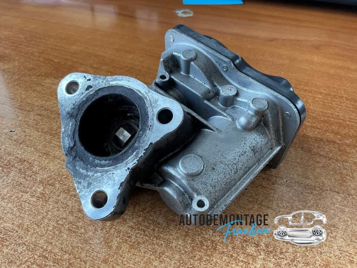 Gebrauchte AGR Ventil Renault Clio IV (5R) 1.5 Energy dCi 90 FAP Preis € 50,00 Margenregelung angeboten von Franken Autodemontage B.V.