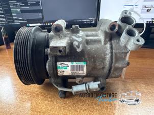 Used Air conditioning pump Renault Clio III (BR/CR) 1.4 16V Price on request offered by Franken Autodemontage B.V.