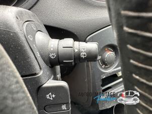 Used Wiper switch Renault Clio III Estate/Grandtour (KR) 1.6 16V Price on request offered by Franken Autodemontage B.V.