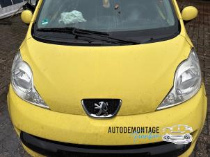 Used Bonnet Peugeot 107 1.0 12V Price on request offered by Franken Autodemontage B.V.