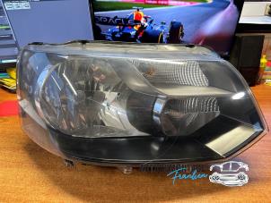 Used Headlight, right Volkswagen Transporter T5 2.0 TDI DRF Price on request offered by Franken Autodemontage B.V.
