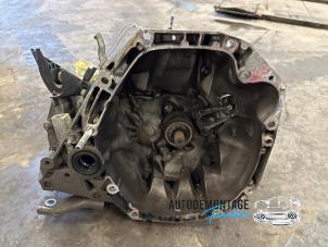Used Gearbox Renault Clio III (BR/CR) 1.4 16V Price on request offered by Franken Autodemontage B.V.