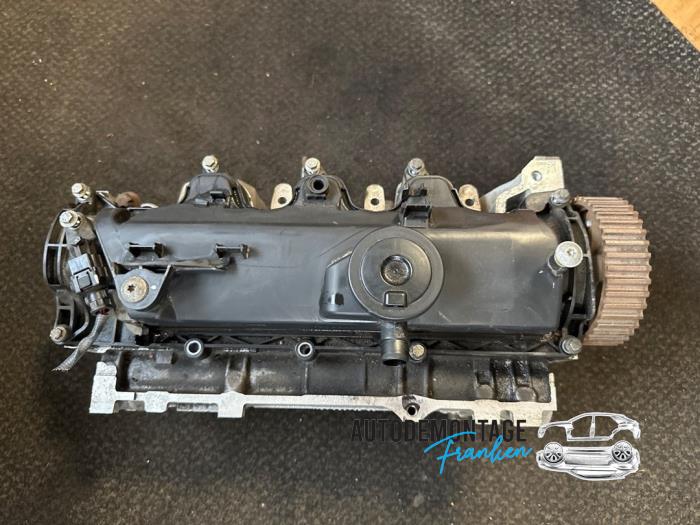 Usados Culata Mercedes A (W176) 1.5 A-180 CDI, A-180d 16V Precio € 300,00 Norma de margen ofrecido por Franken Autodemontage B.V.
