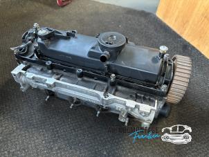 Topplock från en Mercedes-Benz A (W176) 1.5 A-180 CDI, A-180d 16V 2018