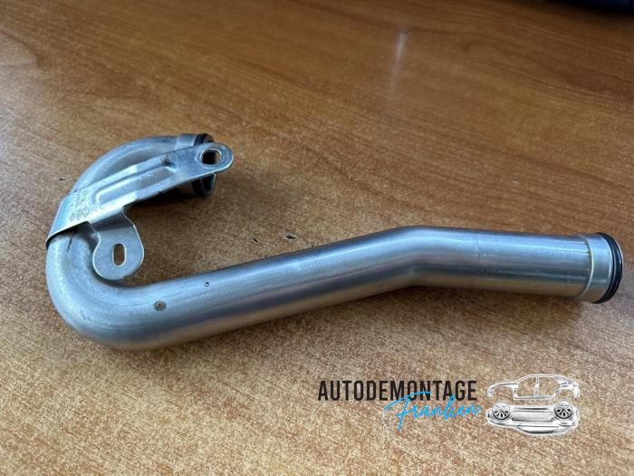 Begagnade EGR-rör Mercedes A (W176) 1.5 A-180 CDI, A-180d 16V Pris € 20,00 Marginaltabell erbjuds av Franken Autodemontage B.V.