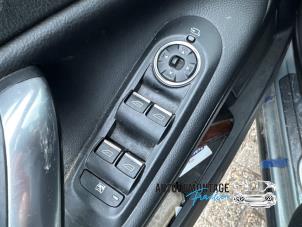 Gebrauchte Elektrisches Fenster Schalter Ford Mondeo IV Wagon 1.8 TDCi 125 16V Preis auf Anfrage angeboten von Franken Autodemontage B.V.