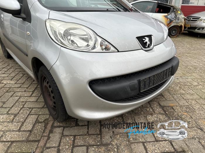 Front bumper Peugeot 107 1.0 12V KTB - Franken Autodemontage B.V.