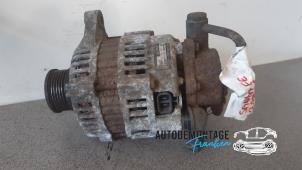 Dynamo van een Hyundai Santa Fe I 2.0 CRDi 16V 4x4 2003
