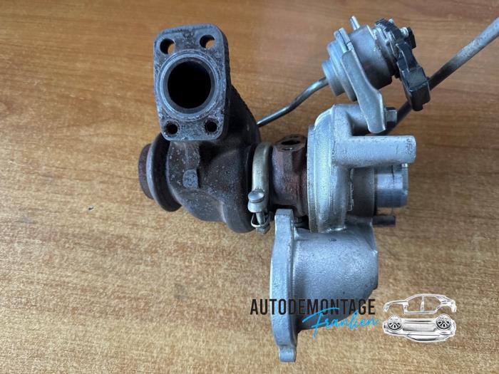 Usagé Turbo Citroen Berlingo Cinqspace, Multispace 1.6 Hdi 75 Phase 2 Prix € 180,00 Règlement à la marge proposé par Franken Autodemontage B.V.