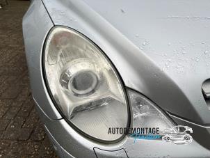 Used Headlight, right Mercedes R (W251) 3.0 320 CDI 24V 4-Matic Price on request offered by Franken Autodemontage B.V.