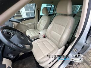 Gebrauchte Sitz links Volkswagen Tiguan (5N1/2) 2.0 TDI 16V 4Motion Preis auf Anfrage angeboten von Franken Autodemontage B.V.