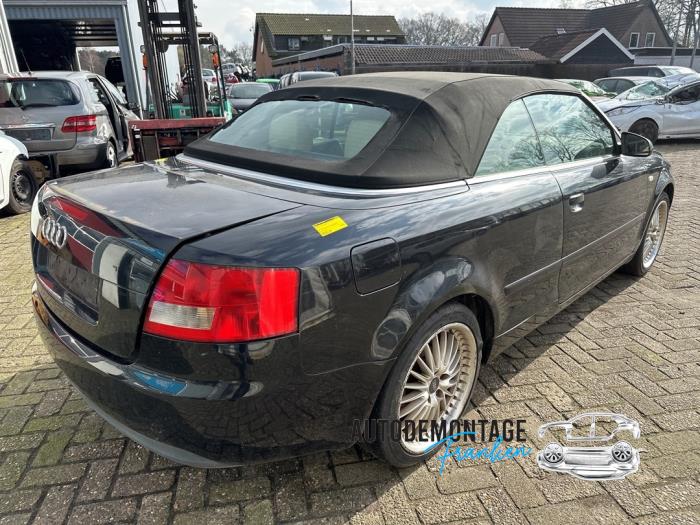 Usagé Train arrière complet Audi A4 Cabriolet (B6) 2.5 TDI 24V Prix sur demande proposé par Franken Autodemontage B.V.