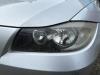 Headlight, left from a BMW 3 serie (E90), 2005 / 2011 318i 16V, Saloon, 4-dr, Petrol, 1.995cc, 95kW (129pk), RWD, N46B20B, 2005-09 / 2007-08, PF71; PF72; VA51; VA52; VG51; VG52 2006