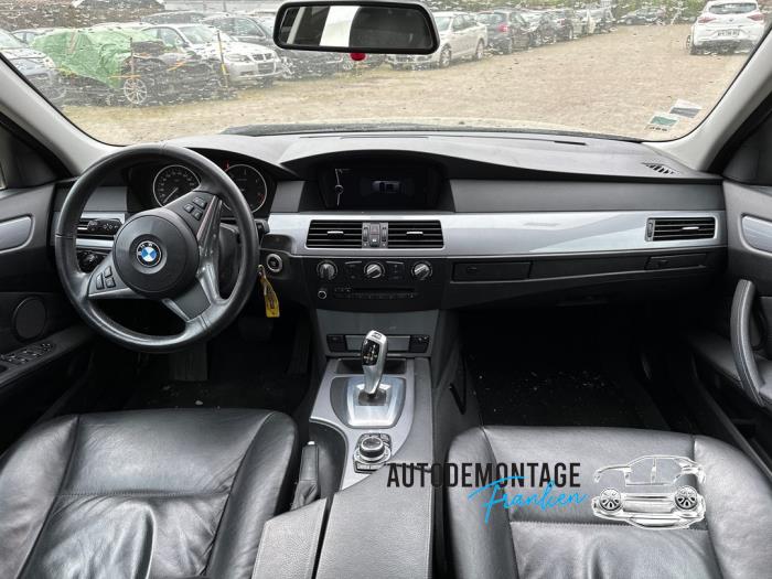 Set de airbag d'un BMW 5 serie Touring (E61) 520d 16V 2010