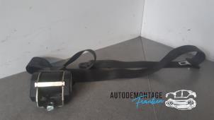 Used Front seatbelt, left Peugeot Boxer (U9) 2.2 HDi 100 Euro 4 Price on request offered by Franken Autodemontage B.V.