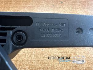 Hood lever Seat Mii 1.0 12V - 1K1823633