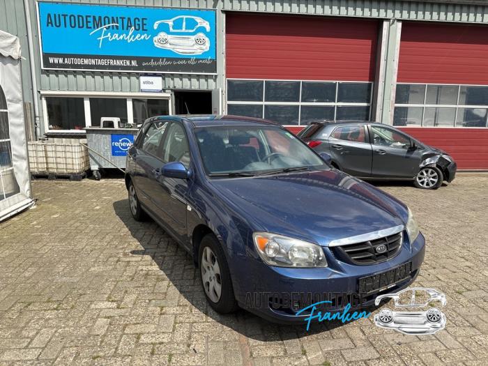 Usados Subchasis Kia Cerato 1.6 16V Precio de solicitud ofrecido por Franken Autodemontage B.V.