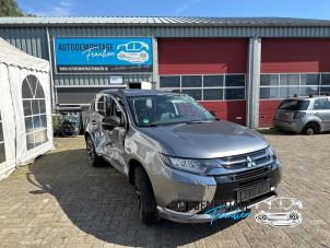 Engine from a Mitsubishi Outlander (GF/GG) 2.0 16V PHEV 4x4 2015