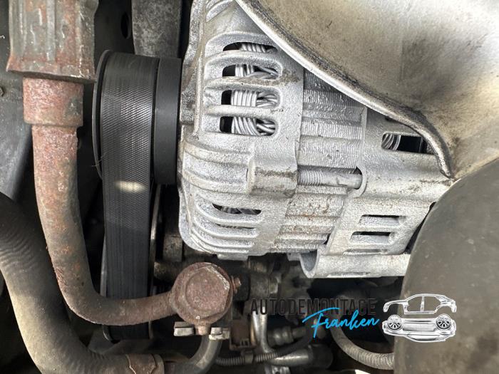 Usagé Alternateur Hyundai Santa Fe II (CM) 2.2 CRDi 16V 4x2 Prix sur demande proposé par Franken Autodemontage B.V.