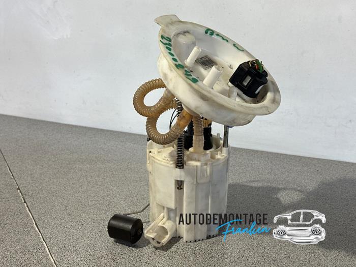 Gebrauchte Förderpumpe BMW 3 serie Touring (F31) 320d 2.0 16V Preis € 80,00 Margenregelung angeboten von Franken Autodemontage B.V.