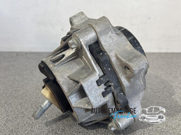 Usagé Support moteur BMW 1 serie (F20) 116i 1.5 12V Prix € 35,00 Règlement à la marge proposé par Franken Autodemontage B.V.