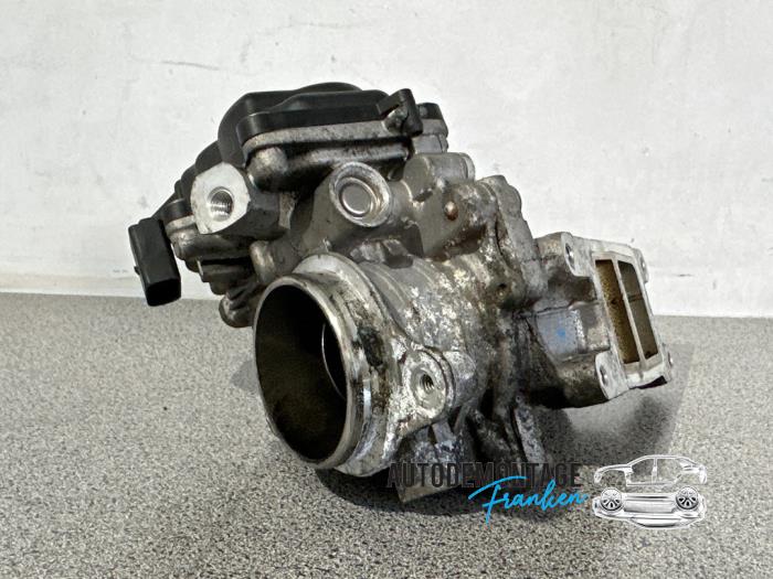 Gebrauchte Drosselklappengehäuse Volkswagen Passat Variant (3G5) 2.0 TDI 16V 150 Preis € 80,00 Margenregelung angeboten von Franken Autodemontage B.V.