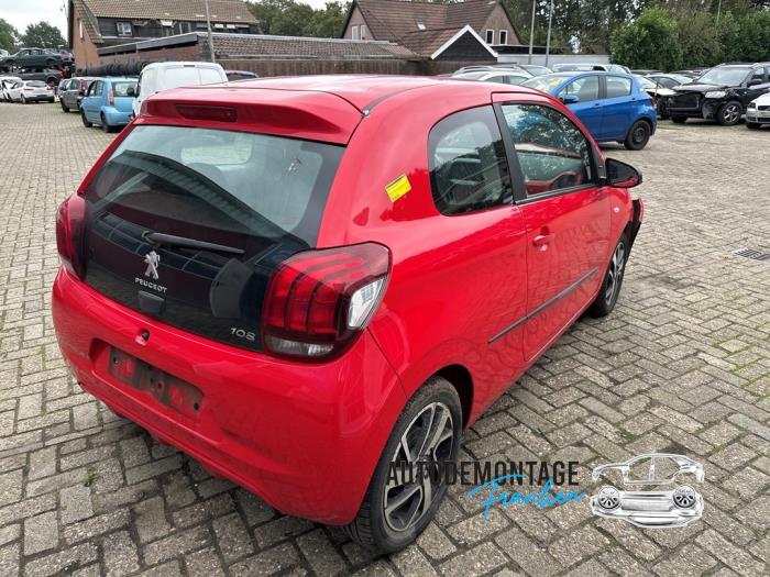 Begagnade Bensinpump Peugeot 108 1.2 VTi 12V Pris på förfrågan erbjuds av Franken Autodemontage B.V.