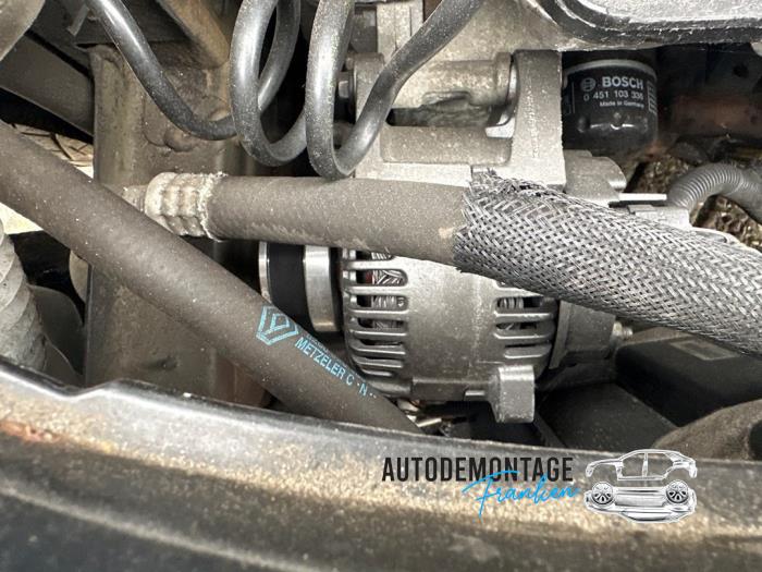 Begagnade Dynamo Renault Megane II CC (EM) 1.6 16V Pris på förfrågan erbjuds av Franken Autodemontage B.V.