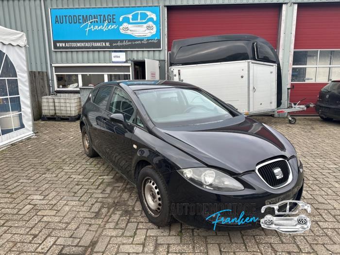 Usados Subchasis Seat Leon (1P1) 2.0 FSI 16V Precio de solicitud ofrecido por Franken Autodemontage B.V.
