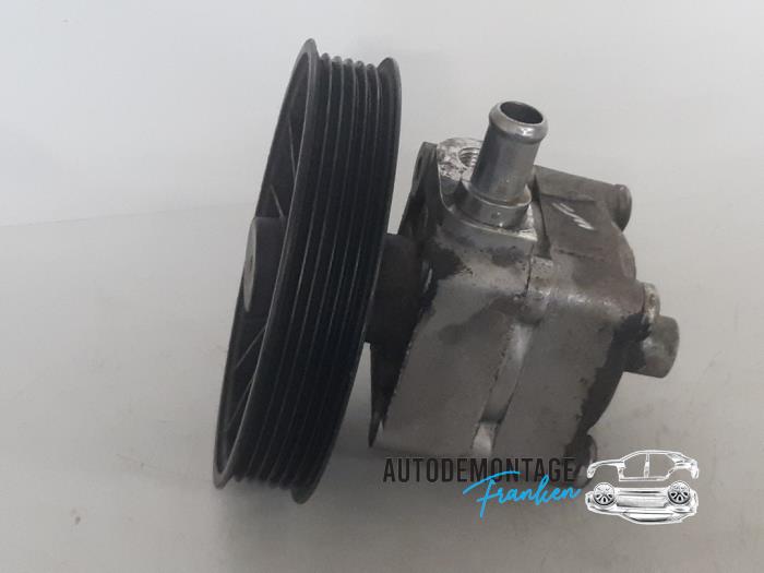Usagé Pompe de direction Volvo S80 (TR/TS) 2.4 D5 20V Prix € 50,00 Règlement à la marge proposé par Franken Autodemontage B.V.