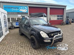 Engine from a SsangYong Rexton 2.7 Xdi RX/RJ 270 16V 2005