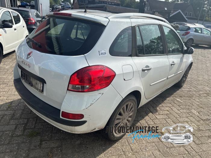 Usagé Train arrière complet Renault Clio III Estate/Grandtour (KR) 1.2 16V 75 Prix sur demande proposé par Franken Autodemontage B.V.
