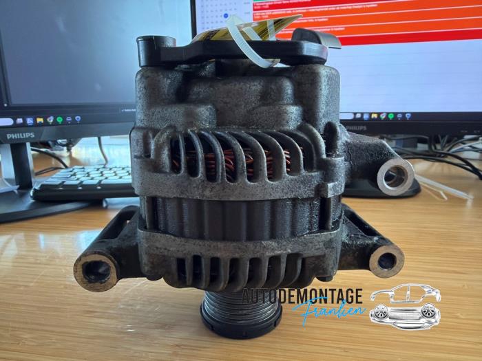 Dynamo van een Peugeot 207/207+ (WA/WC/WM) 1.4 16V Vti 2009