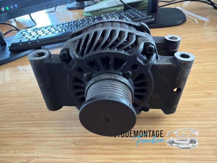Dynamo van een Peugeot 207/207+ (WA/WC/WM) 1.4 16V Vti 2009