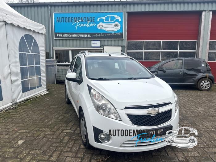 Begagnade Underram Chevrolet Spark (M300) 1.0 16V Bifuel Pris på förfrågan erbjuds av Franken Autodemontage B.V.