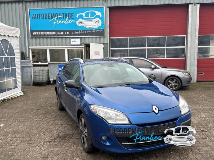 Usagé Dynamo Renault Megane III Grandtour (KZ) 1.5 dCi 110 Prix sur demande proposé par Franken Autodemontage B.V.