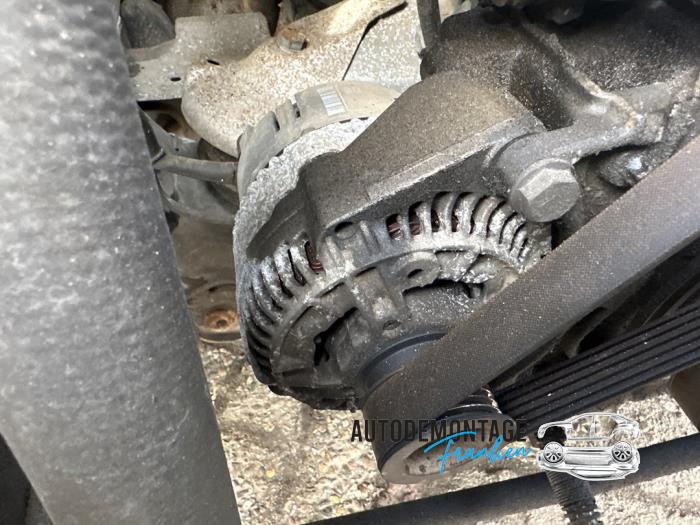 Begagnade Dynamo Mercedes C (W202) 1.8 C-180 16V Pris på förfrågan erbjuds av Franken Autodemontage B.V.