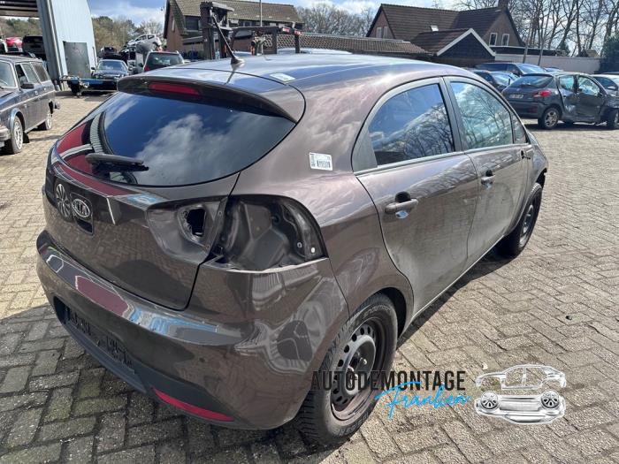 Usagé Train arrière complet Kia Rio III (UB) 1.1 CRDi VGT 12V Prix sur demande proposé par Franken Autodemontage B.V.
