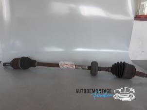 Usagé Arbre de transmission avant droit Dacia Dokker Express (8S) 1.6 Prix € 60,00 Règlement à la marge proposé par Franken Autodemontage B.V.