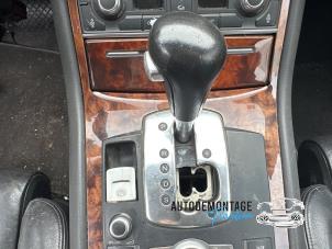 Anlasser van een Audi A8 (D3) 4.2 V8 40V Quattro 2004