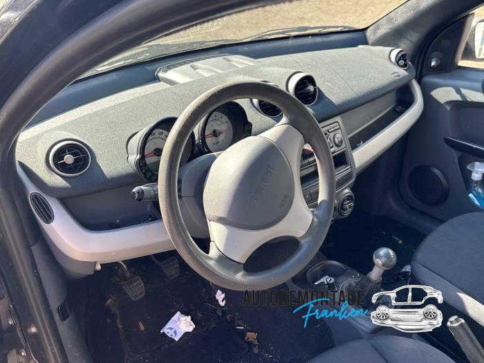 Begagnade Airbagset Smart Forfour (454) 1.0 12V Pris på förfrågan erbjuds av Franken Autodemontage B.V.