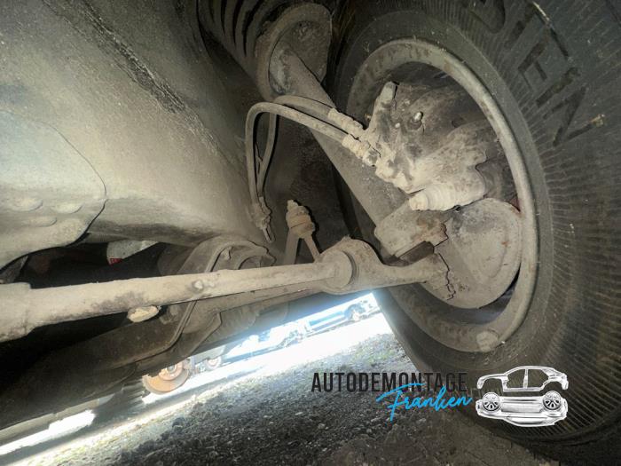 Bras de suspension – Gauche Avant