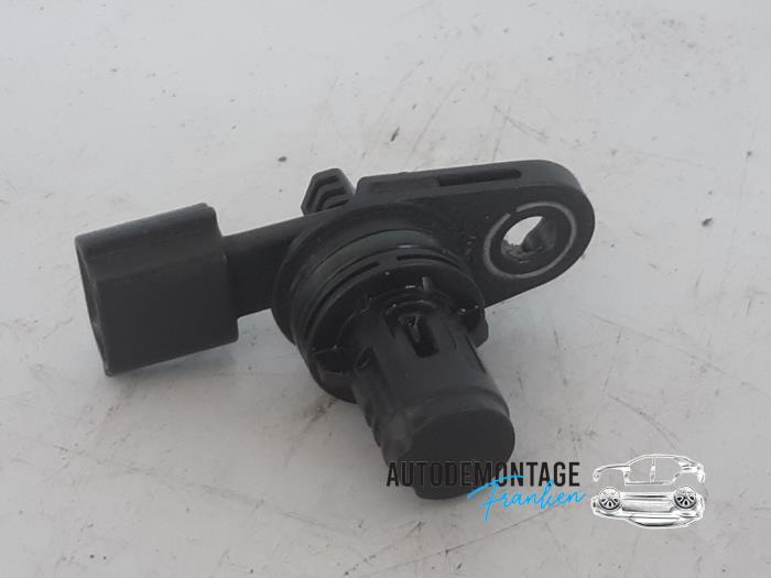 Begagnade Kamaxelsensor Renault Twingo II (CN) 1.2 16V Pris € 15,00 Marginaltabell erbjuds av Franken Autodemontage B.V.