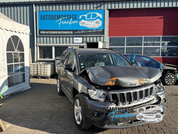 Faux châssis Jeep Compass I (MK49), 2006 2.2 CRD 16V 4x4, SUV, Diesel, 2.143cc, 100kW (136pk), 4x4, OM651925, 2011-05 (Occasion)