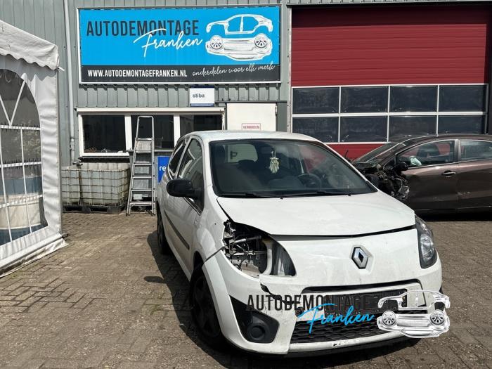 Usados Subchasis Renault Twingo II (CN) 1.2 16V Precio de solicitud ofrecido por Franken Autodemontage B.V.