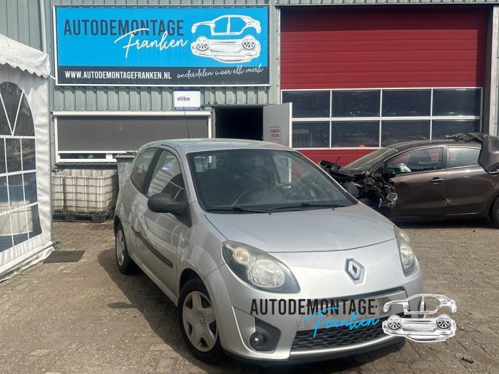 Begagnade Underram Renault Twingo II (CN) 1.2 16V Pris på förfrågan erbjuds av Franken Autodemontage B.V.