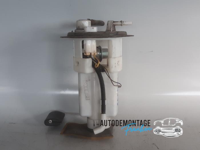 Begagnade Bensinpump Hyundai Getz 1.4i 16V Pris € 35,00 Marginaltabell erbjuds av Franken Autodemontage B.V.