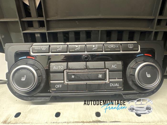 Begagnade Värmekontrollpanel Volkswagen Golf VI (5K1) 2.0 GTI 16V Pris € 45,00 Marginaltabell erbjuds av Franken Autodemontage B.V.