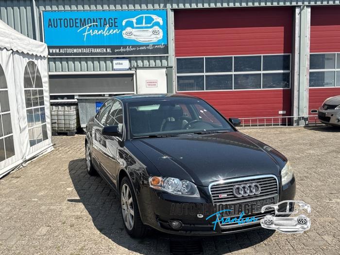 Usagé Faux châssis Audi A4 (B7) 2.0 20V Prix sur demande proposé par Franken Autodemontage B.V.