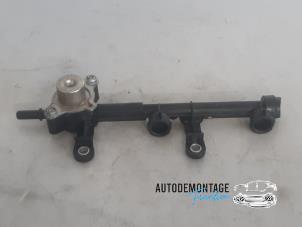 Begagnade Bränsleinsprutningsmunstycke Fiat Panda/Pandina (312) 0.9 TwinAir 65 Pris € 50,00 Marginaltabell erbjuds av Franken Autodemontage B.V.
